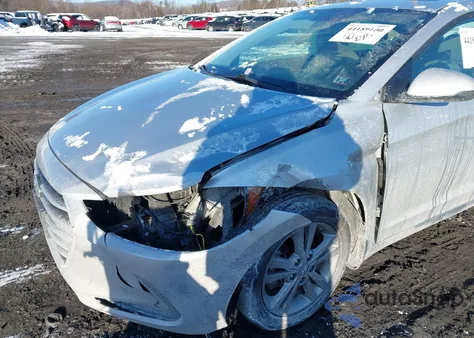 2018 Hyundai Elantra Value Edition z USA, uszkodzony, nr VIN KMHD84LF7JU566938